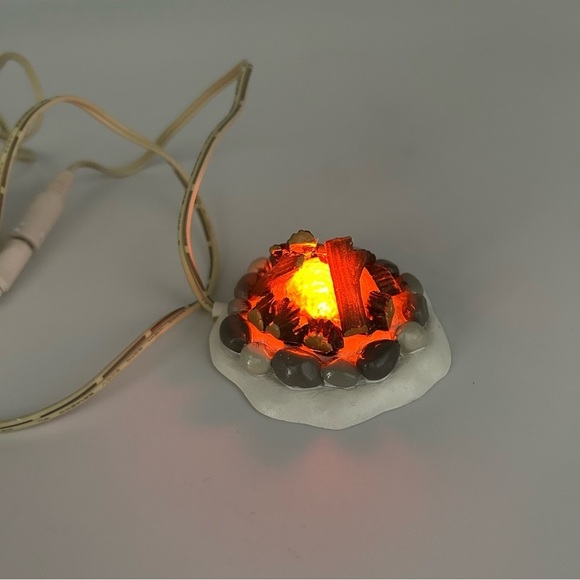 Dept. 56 Village Accessories Lit Fire Pit 4020247 Figurine Tested - Picture 1 of 8